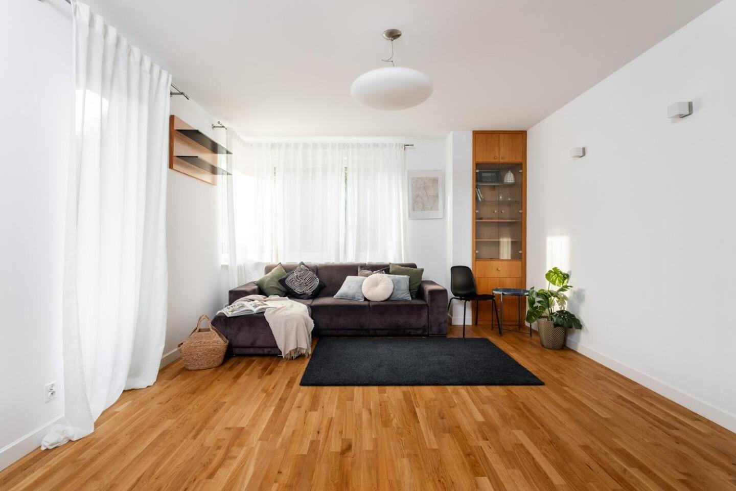 Superb Czerska Family Apartment Warszawa Exteriör bild