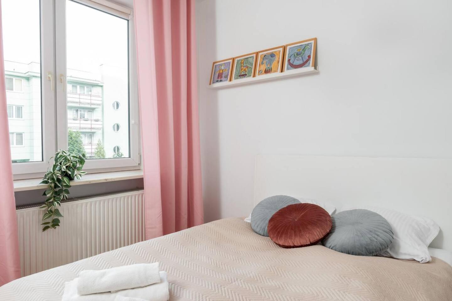 Superb Czerska Family Apartment Warszawa Exteriör bild