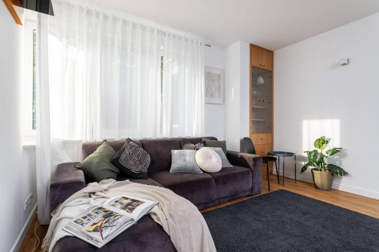 Superb Czerska Family Apartment Warszawa Exteriör bild